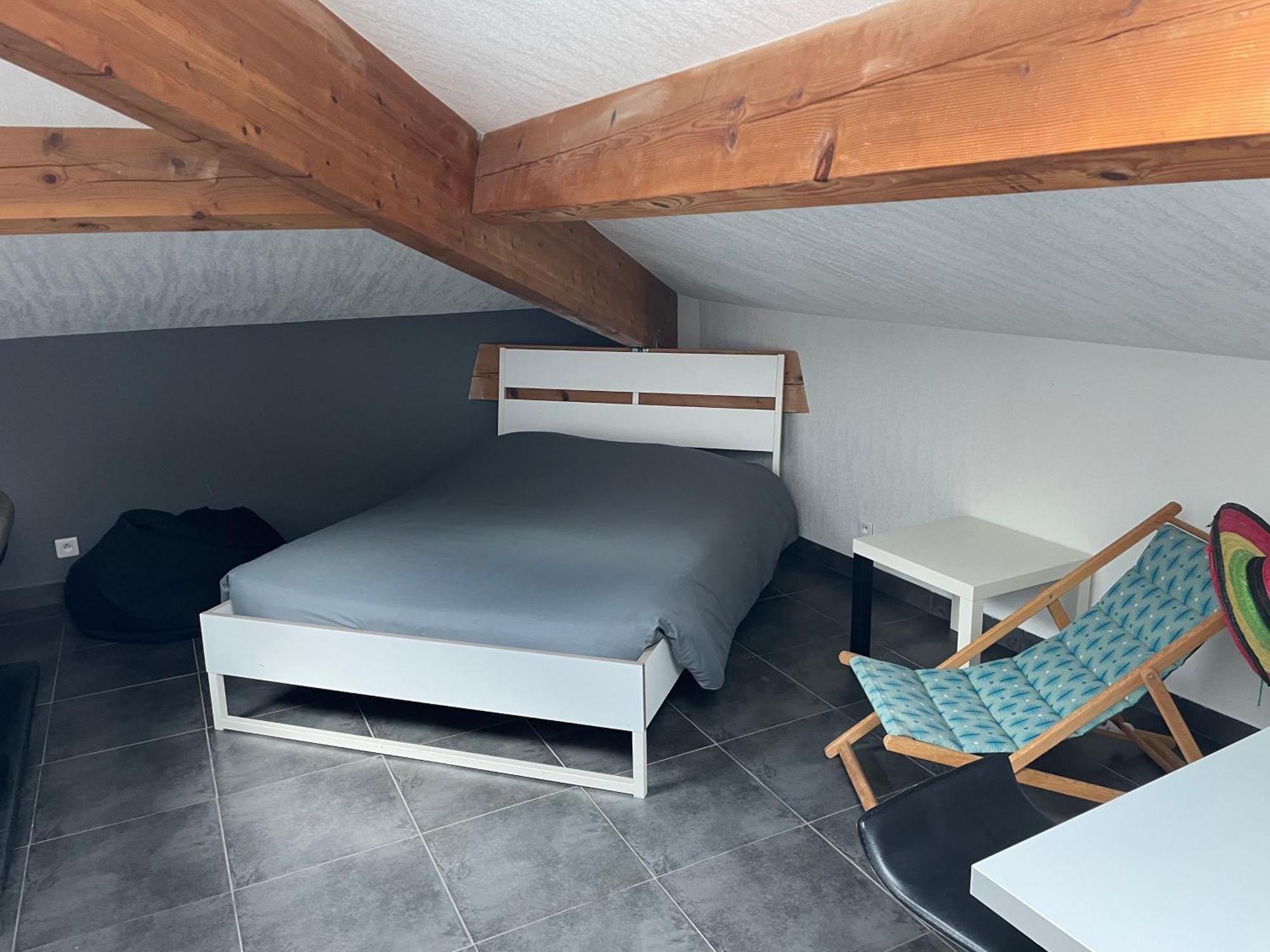 Studio7 Proche Fac Climatise Appartement *